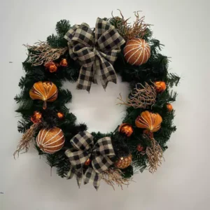 Guirlanda de Natal laranja e preta 60cm