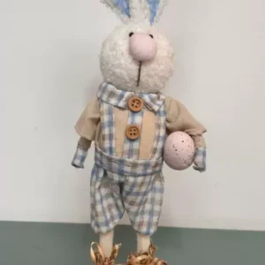 Coelho em pé xadrez azul 46cm