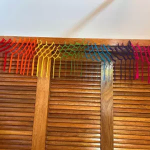 Bandeirinha de crepom colorido 3m