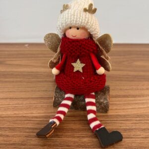 Anja roupa vermelha sentada 12cm