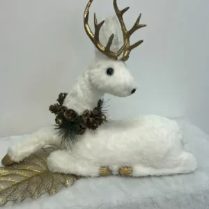 Rena branca deitada colar de pinha 30x40cm