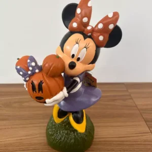 Minnie resina dia das bruxas 30cm