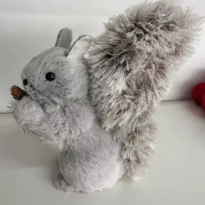 Esquilo cinza peludinho 30cm