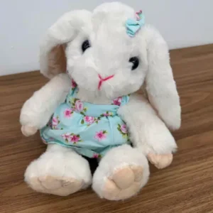 Coelha pelúcia vestido florido 20cm