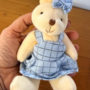 Mini coelha roupa azul 20cm