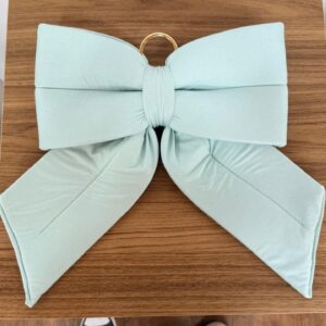 Laço verde água pelúcia M 30x33cm