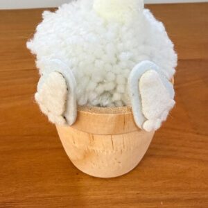 Vasinho com bumbum de coelho 10cm