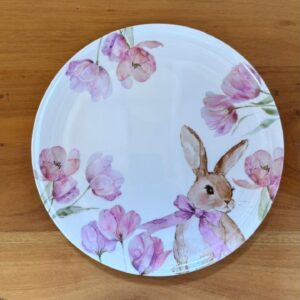 Prato raso melamina coelha e flores lilás