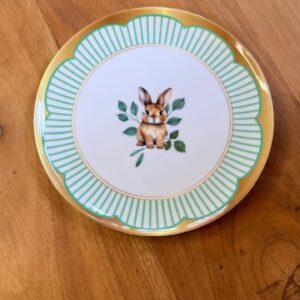 Prato sobremesa melamina listras verdes e coelho 20cm