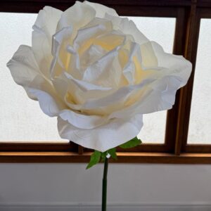 Rosa gigante branca tecido 164cm