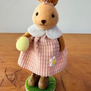 Mini coelho vestido rosa 16cm