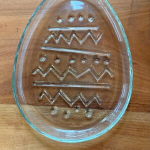 Prato ovo de vidro verde 15x20cm