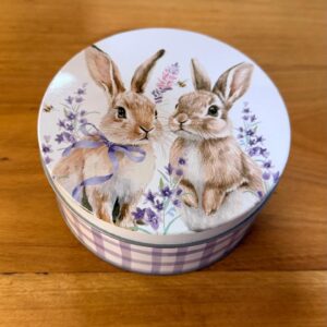 Lata decorada lilás 13x6cm