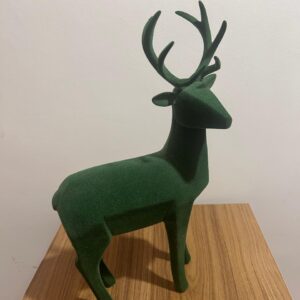 Rena em pé de resina aveludada verde 40cm