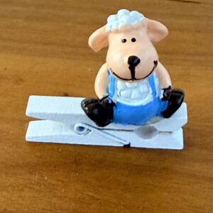 Prendedores ovelha azul cx 6 unid