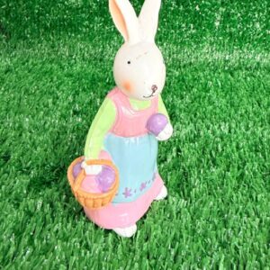 Coelha com cesta de resina 8x3x4cm