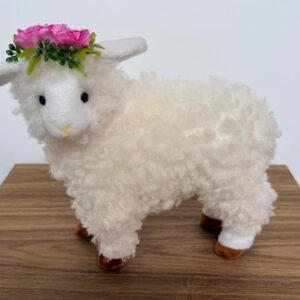 Ovelha com coroa de flores 22x22x9cm