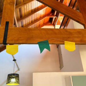 Bandeirinha de papel verde e amarelo 10m