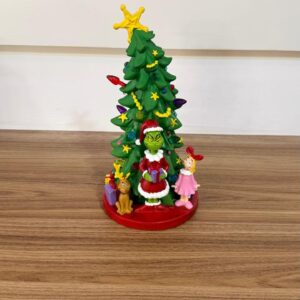 Árvore Grinch de resina 28cm