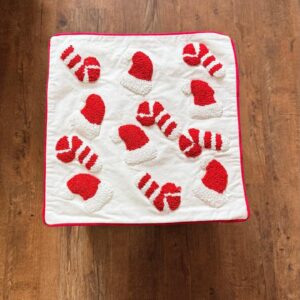 Capa de almofada candies e gorros 45x45cm